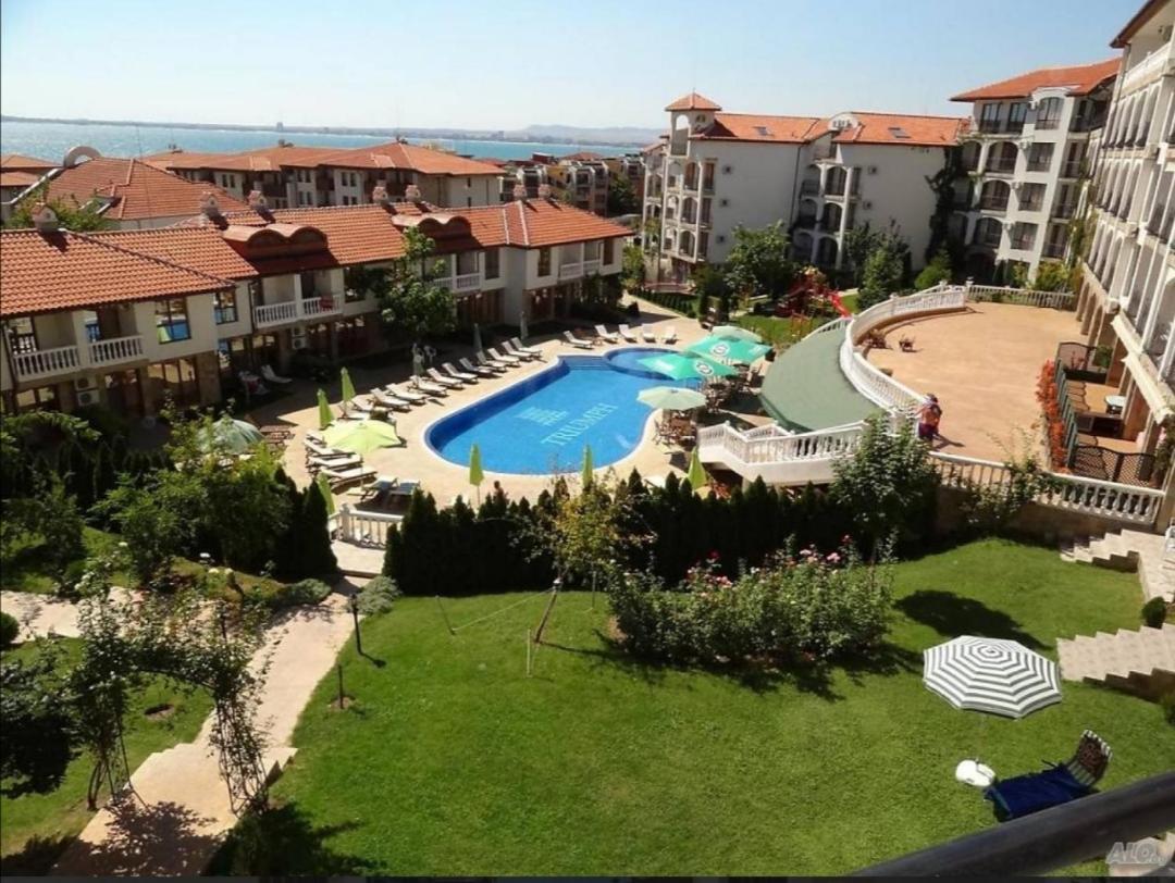 Triumph Holiday Village Sveti Vlas Exteriér fotografie
